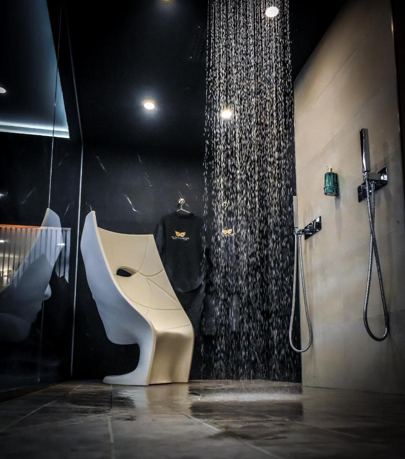Les Secrets Rooms, Love Room De Luxe Avec Jacuzzi Rivesaltes Ngoại thất bức ảnh